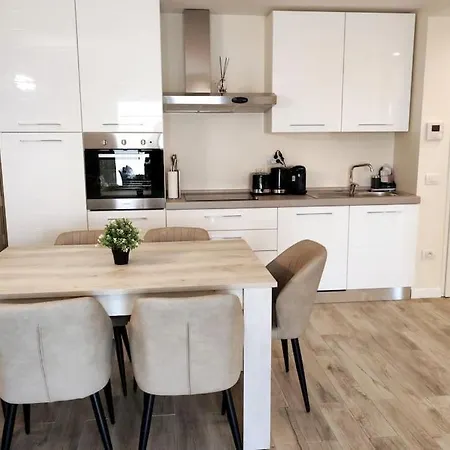 Apartment Splendide 3p - French Riviera - 3mn - Air Conditioning - Balcony